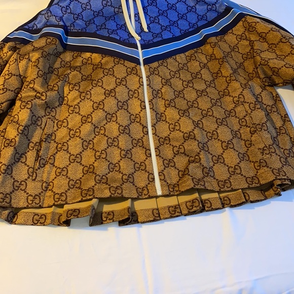 GUCCI Monogram Pleated Jacket NWOT - Picture 14 of 16